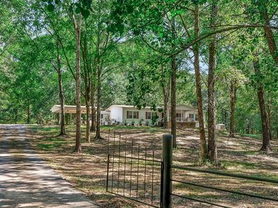 220 Robinson Rd, Elm Grove, LA, 71051