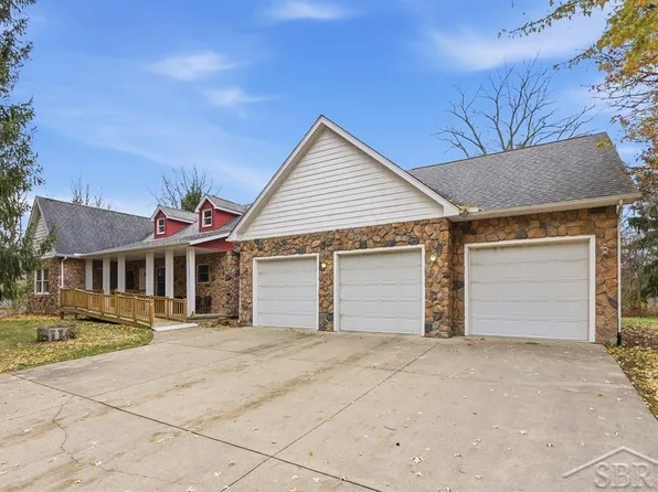 1538 S Ford Ct, Midland, MI 48640
