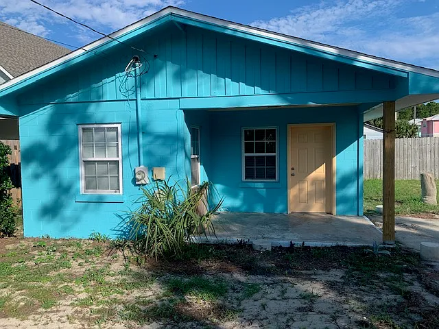 8424 Elizabeth Ave - 1 — Photo 2