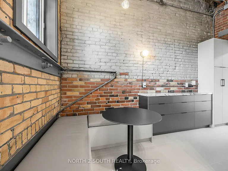 347 Sorauren Ave #123 — Photo 18