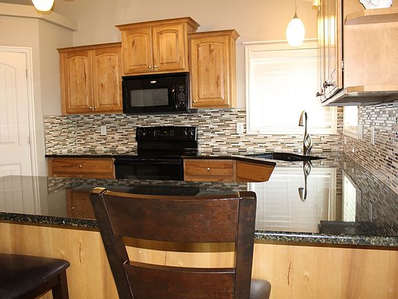 2nd image of 4224 E Forest Glen Dr
