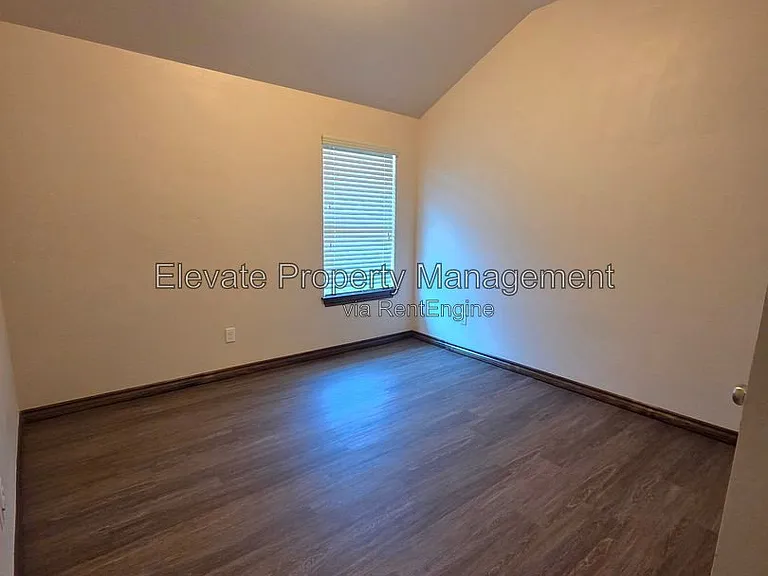 2300 Starwood Way — Photo 6