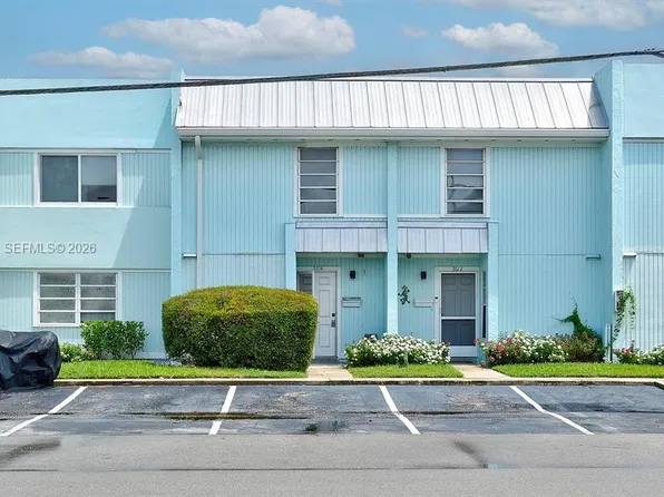 3614 NE 21st Ave, Pompano Beach, FL 33064