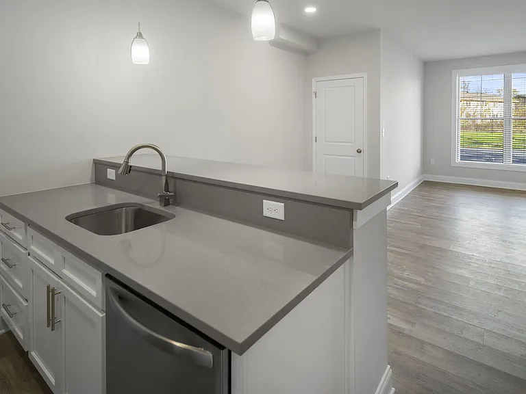721 Burdeck St #15 — Photo 5