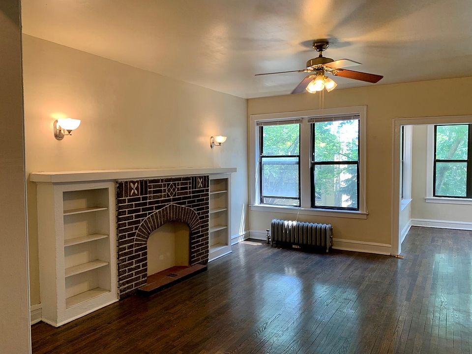 1st image of 7542 S Kingston Ave #3S