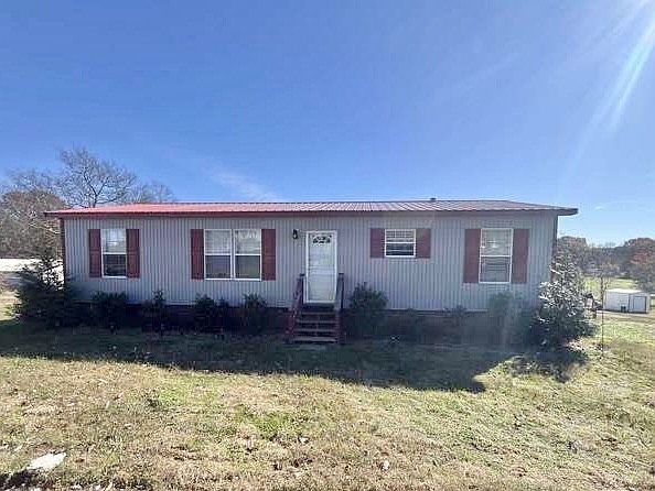 1st image of 25 Round Lick Hills Ln