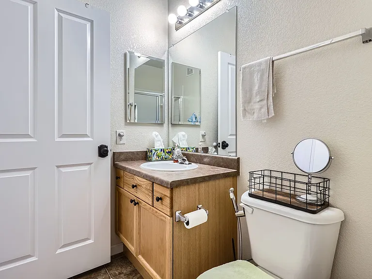8465 S Holland Way #205 — Photo 18