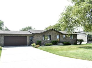 934 North St, Jesup, IA 50648