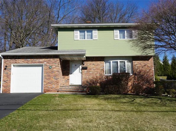 11 Fairview Lane, Orangeburg, NY 10962