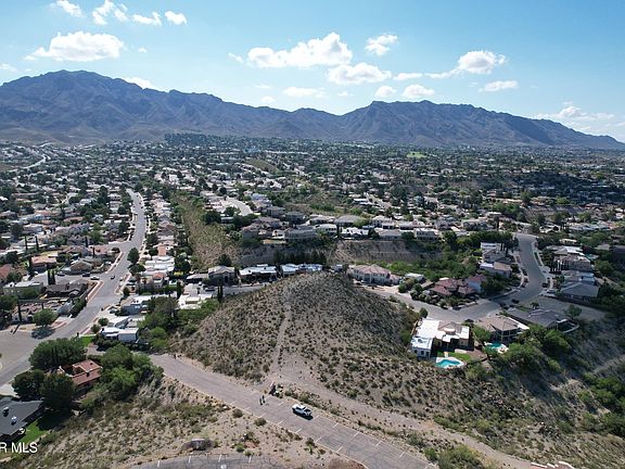 4th image of 6517 La Posta Dr