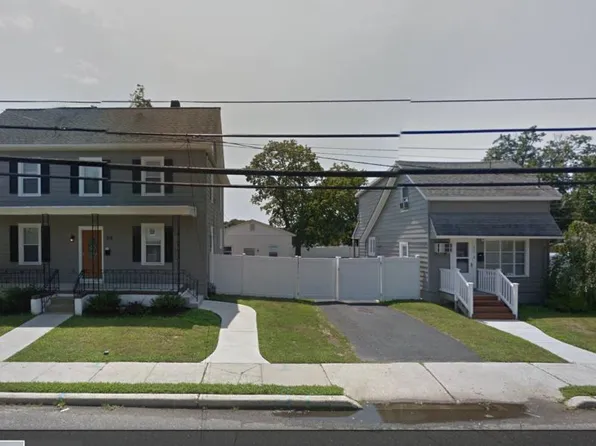 218 Ellis St, Glassboro, NJ 08028