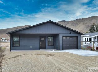 204 Sage Way, Salmon, ID 83467