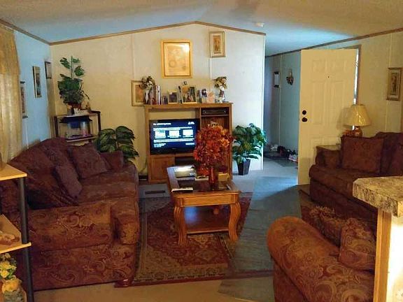 2nd image of 104-9 Willis Dr