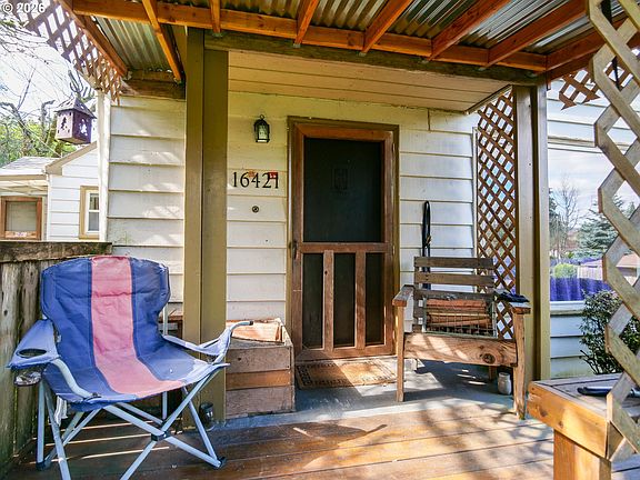 3rd image of 16421 SE Webster Rd