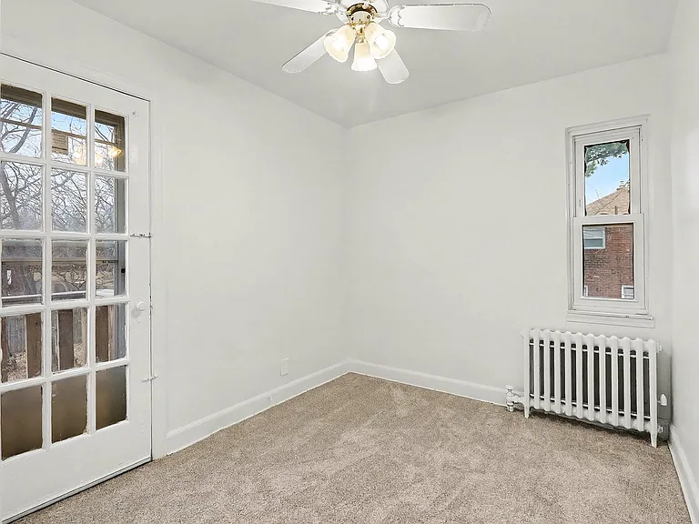 5959 Newport St — Photo 4