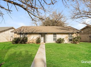1017 Pleasant Valley Rd, Garland, TX 75040