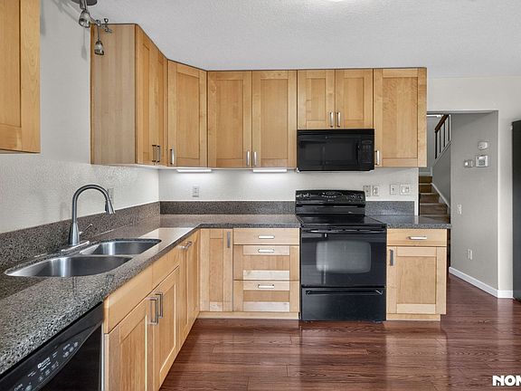5th image of 4929 Flat Rock Cir
