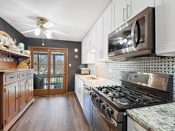 5th image of 9291 Windsor Pkwy #108