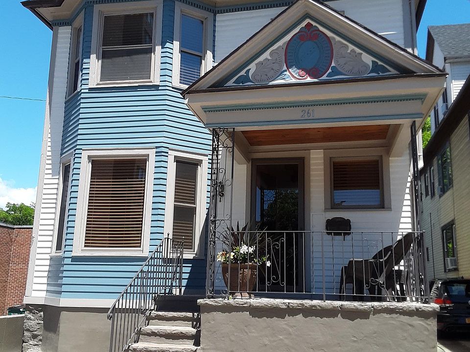 1st image of 261 W Utica St