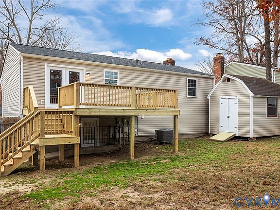 2nd image of 4902 Daffodil Cir