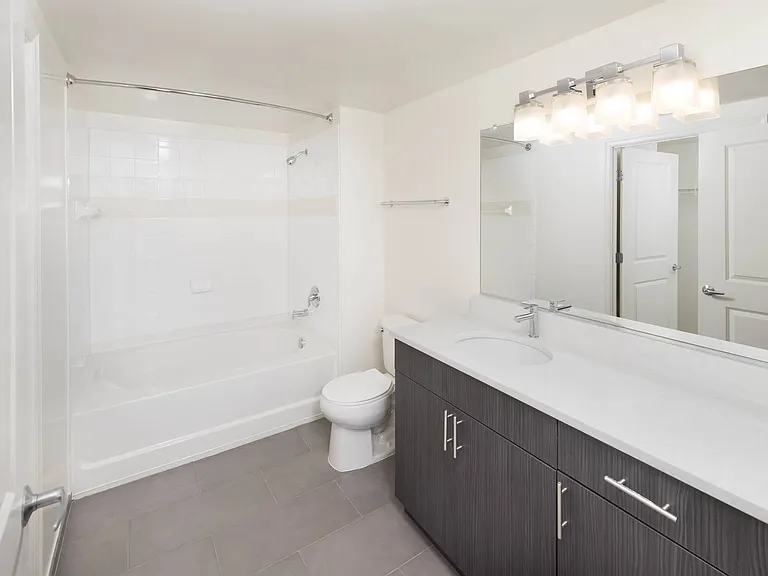 1301 Thomas Circle — Photo 22