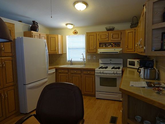 4th image of 13551 E 50th Dr