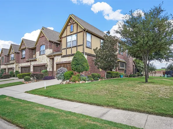 1600 Brook Grove Dr, Euless, TX 76039