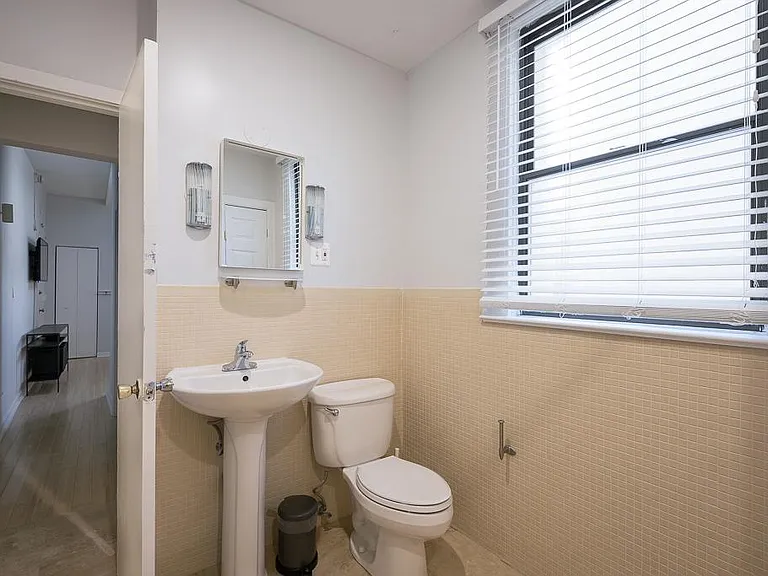 1855 15th St NW #206 — Photo 11
