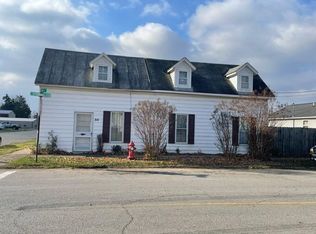 34 E Springfield St, Frankfort, OH 45628