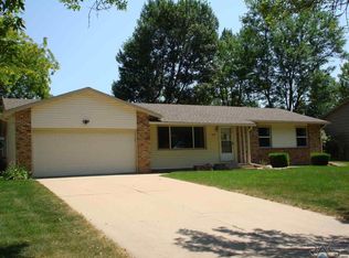 4408 S Hickory Hill Rd, Sioux Falls, SD 57103