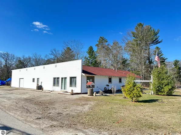 1905 Saginaw St, National City, MI 48748