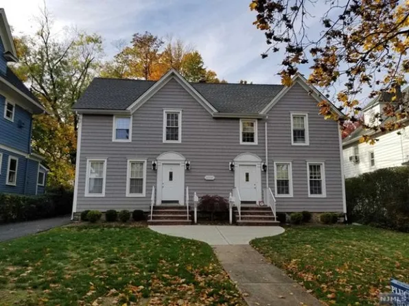 329 Maple Ave, Oradell, NJ 07649
