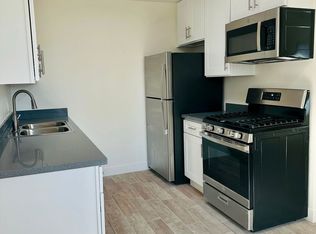 130 Eaton Way APT C, Vista, CA 92084