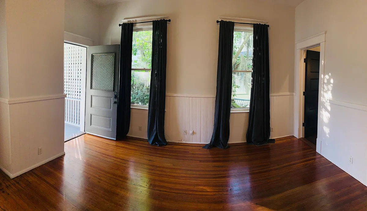Apartment Entrance and living room. - 225 E 31st St #1