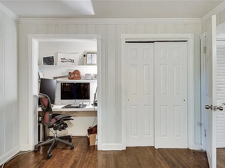706 Charles Allen Dr NE #B — Photo 22