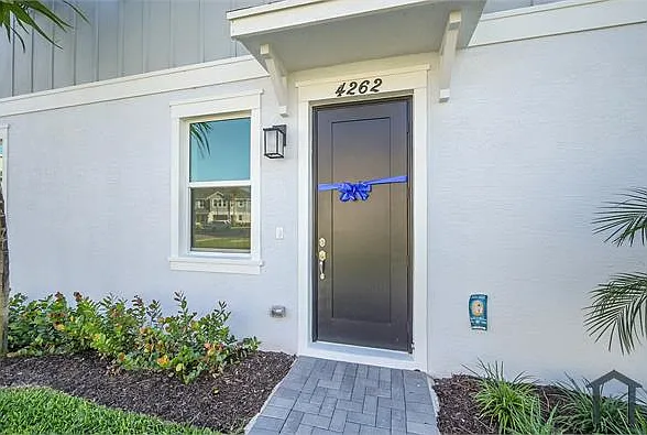 4 bed, 1800 sqft, $4,700 — Photo 4