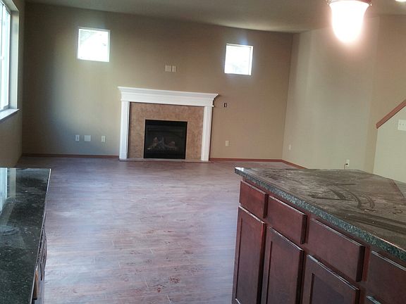 4th image of 17209 14th Ave W #B