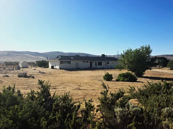110 Quarterhorse Cir, Reno, NV 89508