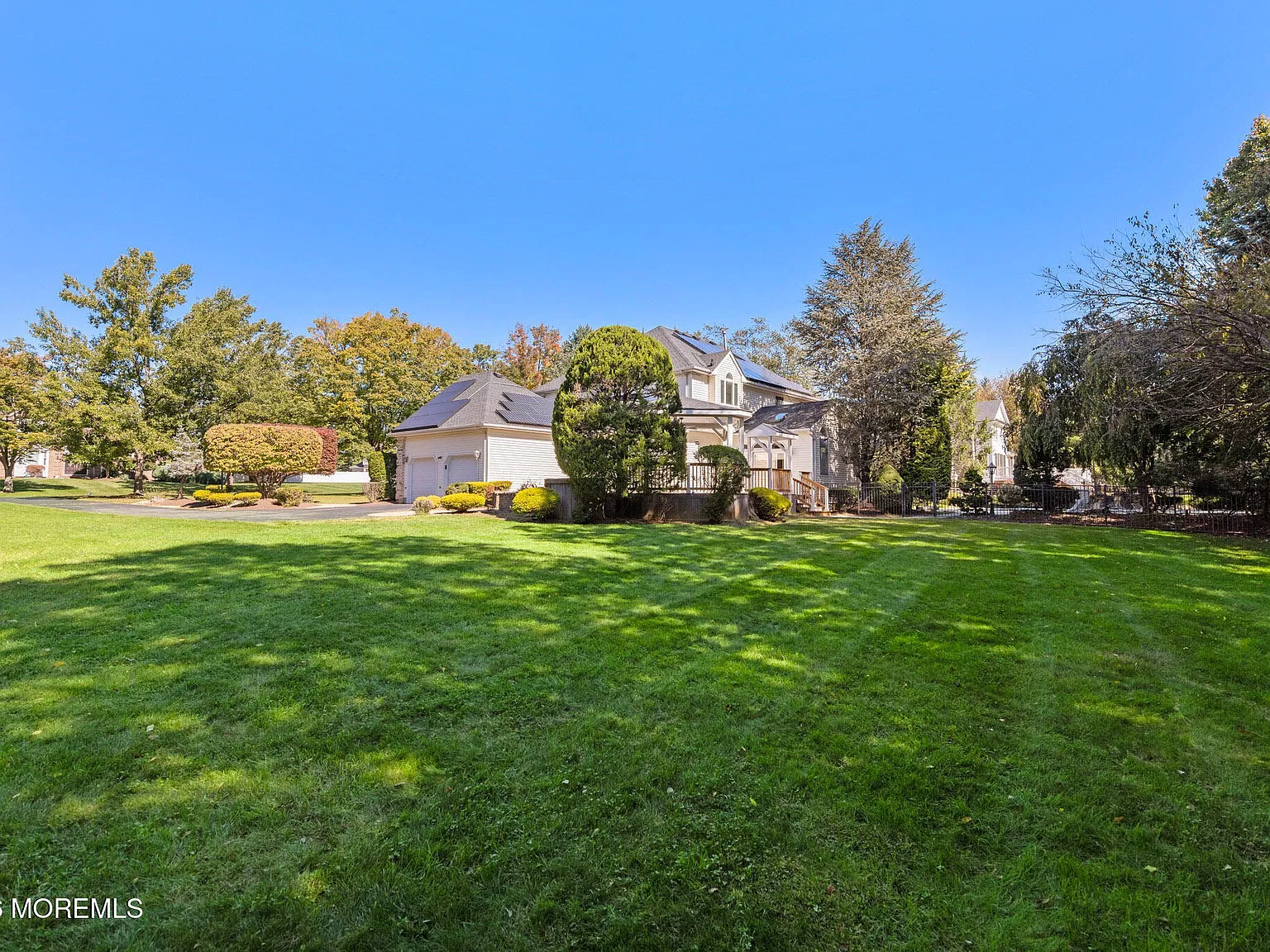 4 bed, 3.5 bath, 3348 sqft, $5,800 — Photo 3