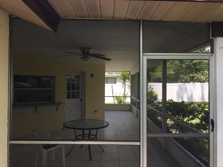 48 Fernwood Ln — Photo 8