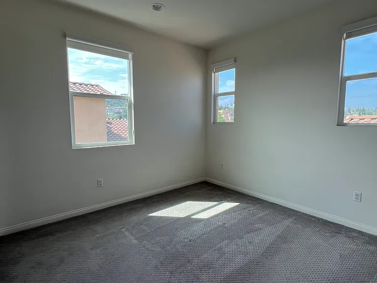2418 S Fremont Ave #10 — Photo 23