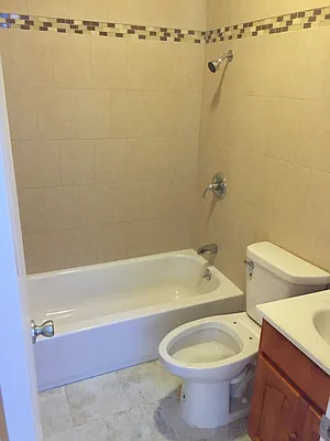 Rented by Bezell Group | media 13