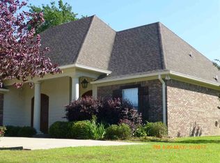 127 Hartfield Dr, Madison, MS 39110