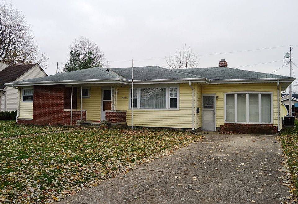 1st image of 1059 E Boone St