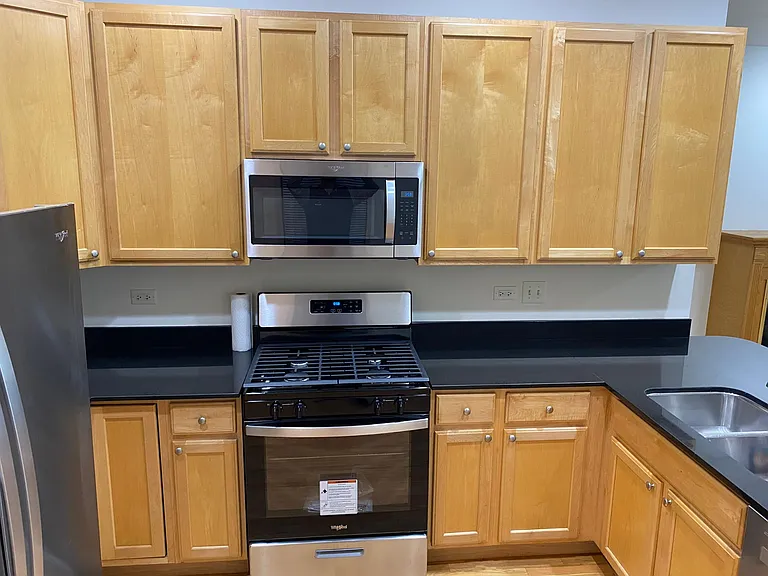 2329 W Harrison St #3 — Photo 2