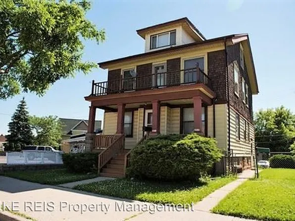 1816 S 57th St, West Allis, WI 53214