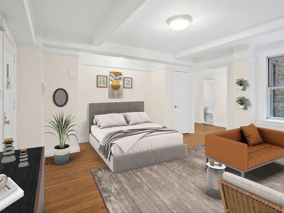 1st image of 25 E 10th St