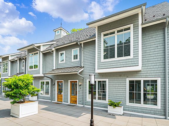 620 W Boston Post Rd Mamaroneck, NY (05 of 27).jpg