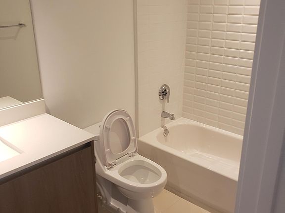 3rd image of 1531 SW 37th Ave #7B1
