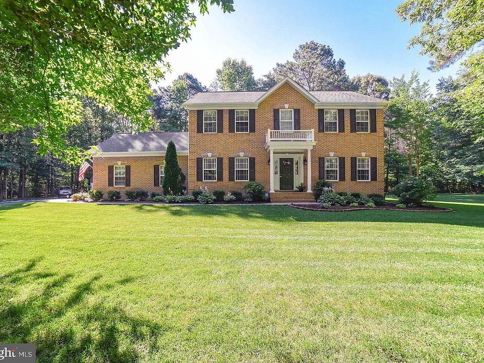 1st image of 42977 Hungerford Ct